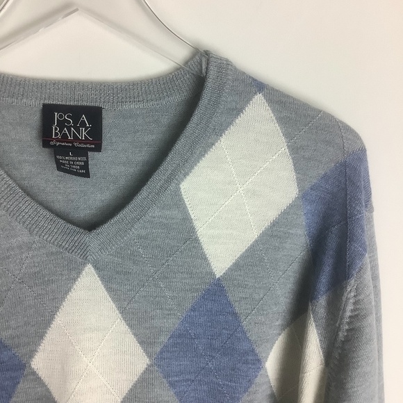 Jos.A.Bank Signature Collection Men's Merino Wool Argyle V Neck Sweater - Picture 2 of 9